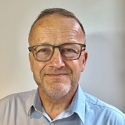 Dr. Jörg Schröder