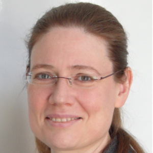 Prof. Dr. Nadine Schlüter
